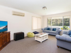 Bubsys Beach House at Pebbly, Forster